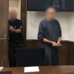 Prozess in Ostfriesland: Frau mit 17 Messerstichen getötet - Ehemann gesteht Tat
