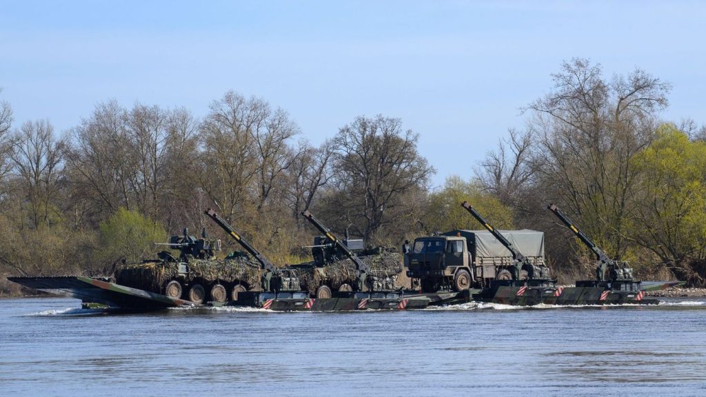 Militärübung am Niederrhein: XL-Manöver in NRW: Vorbereitung für Rhein-Überquerung läuft