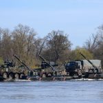 Militärübung am Niederrhein: XL-Manöver in NRW: Vorbereitung für Rhein-Überquerung läuft