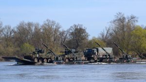 Militärübung am Niederrhein: XL-Manöver in NRW: Vorbereitung für Rhein-Überquerung läuft