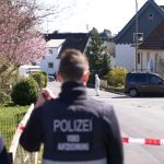 Kriminalität: Dreifachmord im Westerwald: Polizei prüft Spuren im Netz