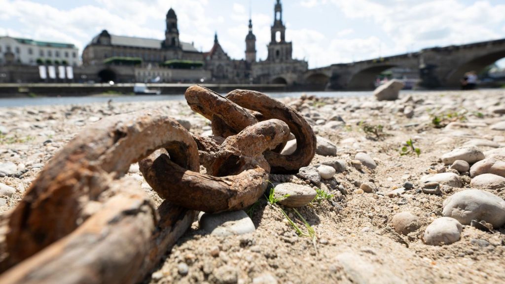 Wasserknappheit: Wasserentnahme verboten – Städte reagieren auf Trockenheit