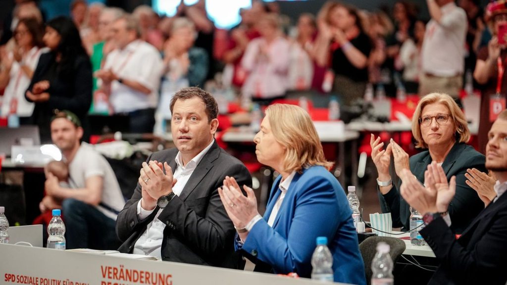 Parteitag: SPD treibt Arbeit an AfD-Verbotsverfahren voran