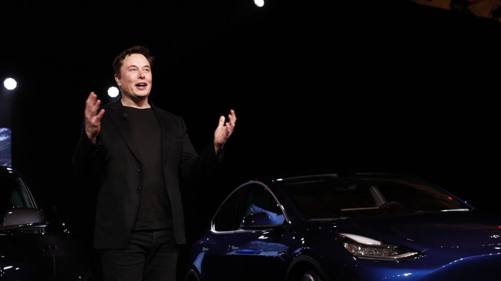 Autonomes Fahren: Musk schickt Teslas Robotaxi auf die Straße – es fährt in die Gegenspur