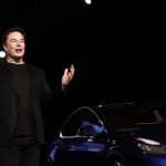 Autonomes Fahren: Musk schickt Teslas Robotaxi auf die Straße – es fährt in die Gegenspur
