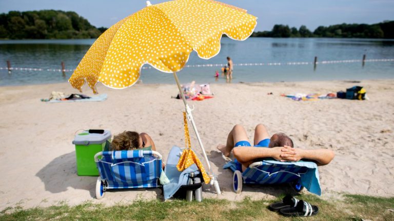 Hochsommer: Diese Karten zeigen, wo es am Wochenende heiß wird – und wo Gewitter drohen
