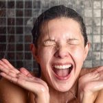 Abkühlung bei Hitze: Wie gesund sind kalte Duschen wirklich für den Körper?