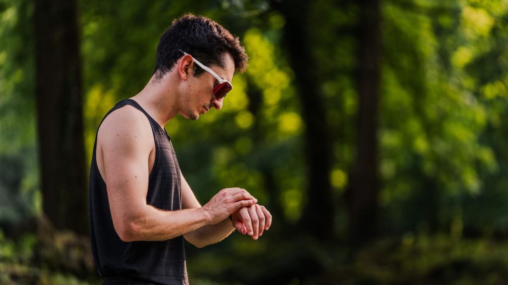 Augenschutz: Laufbrillen für den Sommer: Warum die UV-Strahlung nicht das einzige Problem ist