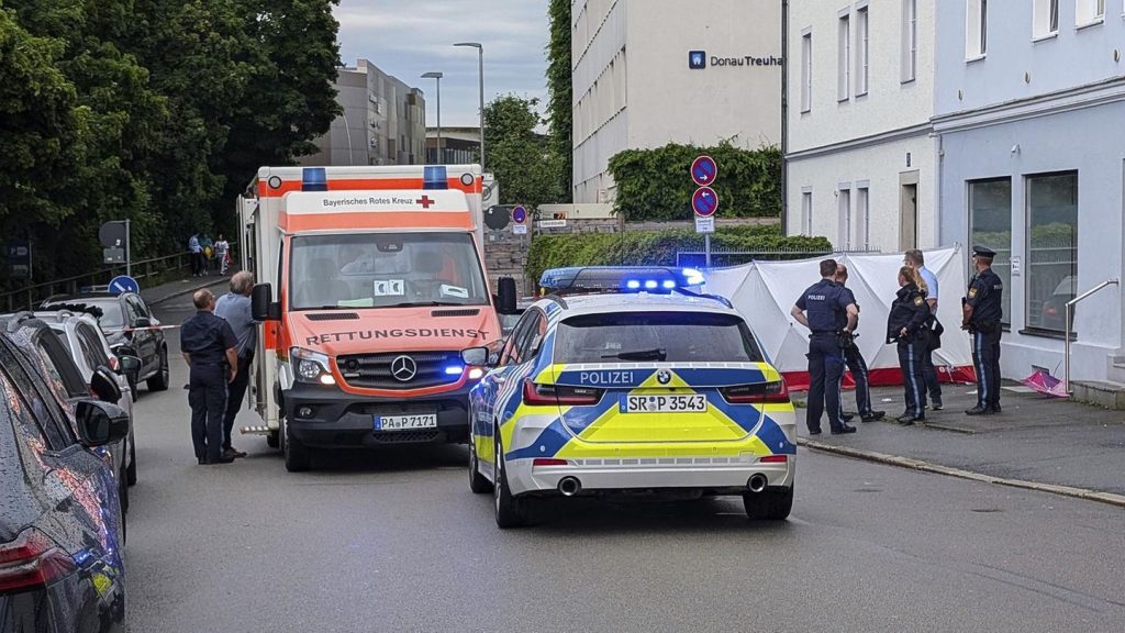 Passau: Mann fährt mit Auto in Menschengruppe – Sorgerechtsstreit vermutet