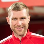 Ex-Fußball-Nationalspieler: Er kann es nicht lassen: Per Mertesacker läuft für Bezirksligisten auf
