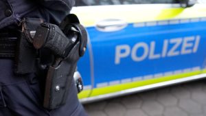 München: Polizei schießt Frau offenbar nach Messerattacke nieder – Angreiferin tot