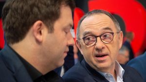 Abrüstungsdebatte: Ex-SPD-Chef Walter-Borjans: "Putin lässt sich nicht kaputtrüsten"