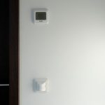 Smart Home Ratgeber: WLAN-Lichtschalter vs. smarte Glühlampe: Welche Beleuchtung für Sie die richtige ist