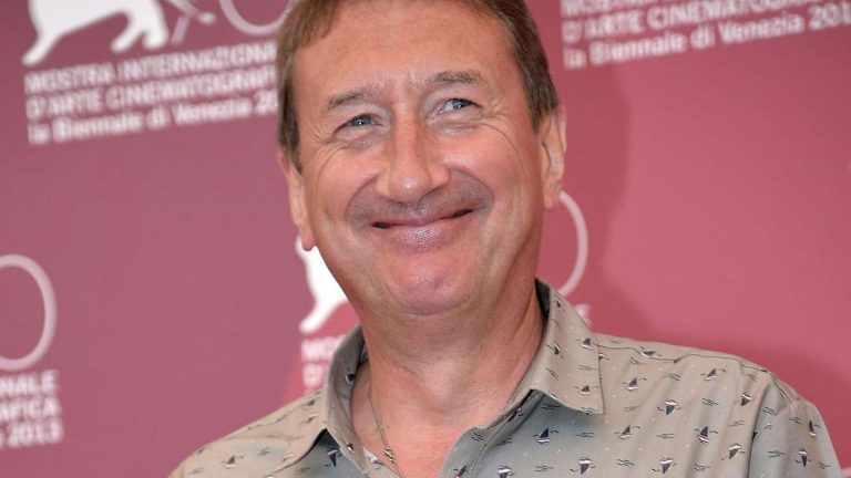 "Peaky Blinders"-Schöpfer: Steven Knight schreibt Drehbuch für neuen James-Bond-Film
