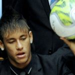 Putschversuch in Brasilien: 17 Jahren Haft für Dieb eines von Neymar signierten Fußballs