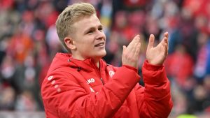Fußball-Bundesliga: Bericht: Burkardt schon nächste Woche zur Eintracht