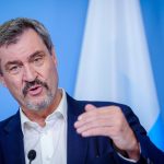 Kriminalität: Söder für harte Strafen bei sexuellen Übergriffen im Freibad