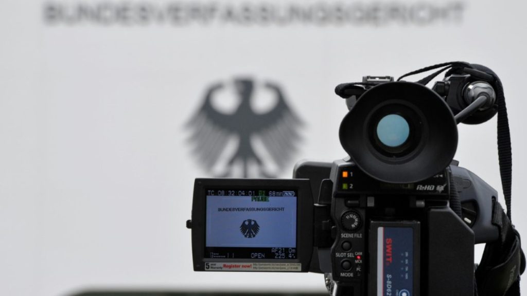 Verfassungsbeschwerde gegen Rundfunkbeitrag scheitert in Karlsruhe