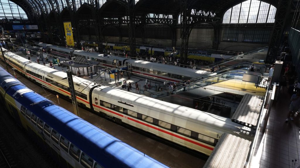Bahn: Nach Bahn-Chaos im Norden: Zugverkehr normal angelaufen