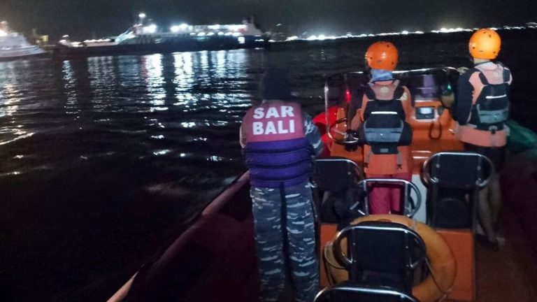 Schiff in Indonesien gesunken: Tote bei Fährunglück vor Bali - Dutzende Passagiere vermisst