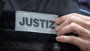 Prozesse: Sprachlehrerin soll von einem Schüler umgebracht worden sein