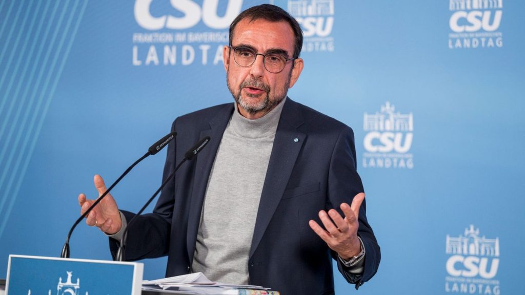 Schwaben: Klaus Holetschek als CSU-Bezirksvorsitzender wiedergewählt