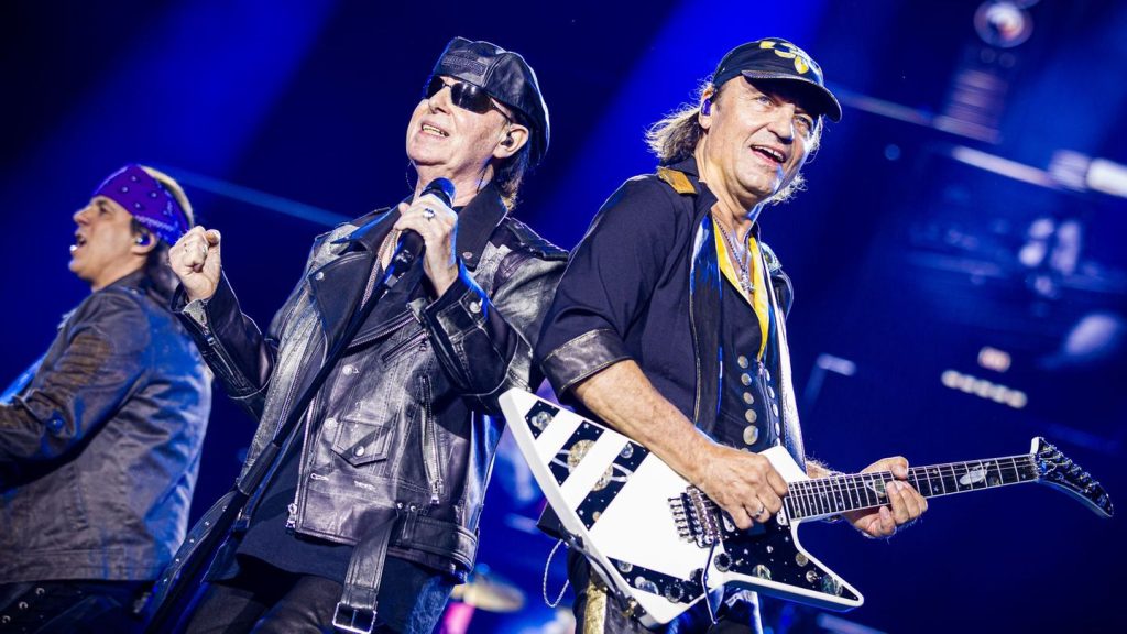 Jubiläumskonzert: Show zum 60. - Scorpions spielen vor 45.000 Fans in Hannover