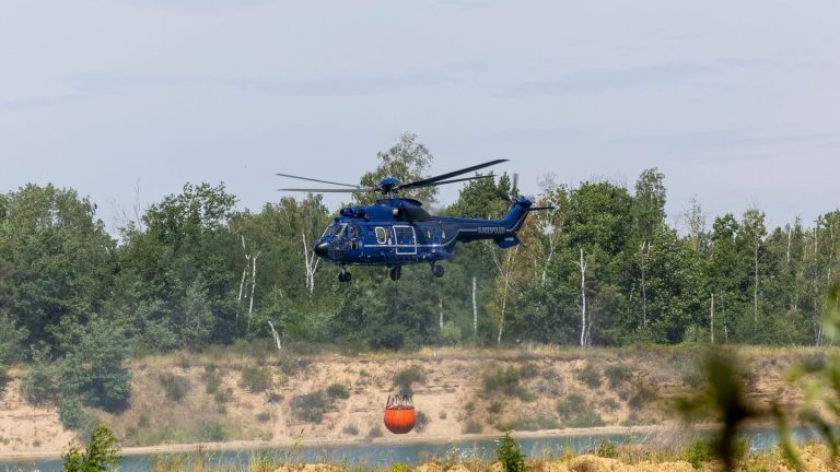 Waldbrand: Waldbrand in der Gohrischheide - Orte weiter in Gefahr