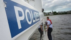 Notfälle: Segelboot kentert auf Binnenmüritz - Ehepaar gerettet