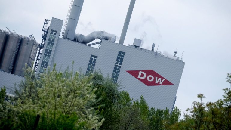Branche in der Krise: Dow schließt Chemieanlagen in Sachsen und Sachsen-Anhalt