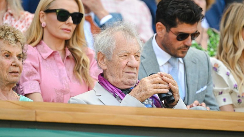 Wimbledon-Viertelfinale: Gandalf sieht Niederlage von Laura Siegemund