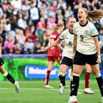 Zweiter Turniersieg: "Mentalitätssieg" und Schweden-Hilfe: DFB-Team in K.o.-Runde