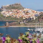 Feuer: Brand auf Sardinien: Drei Flieger aus Deutschland umgeleitet