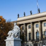 Bundesverfassungsgericht: Entfristungspflicht für Postdocs? Karlsruhe kippt Vorschrift