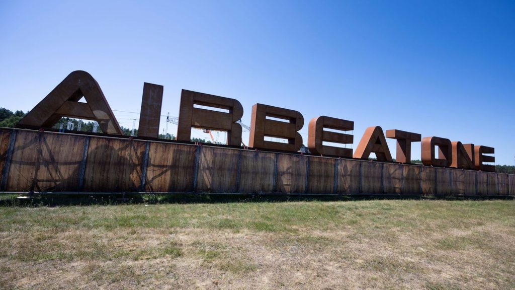 Warnung vor Drogen: Behörde: "Blue Punisher"-Pillen bei "Airbeat One" im Umlauf