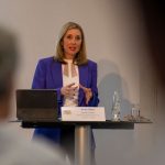 Kruzifix in Schule: Kultusministerin will Konsequenzen aus Kreuz-Urteil prüfen