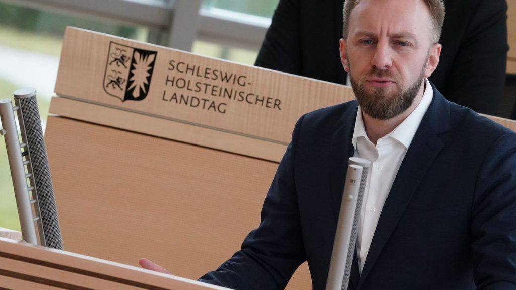 Zugang zum öffentlichen Dienst: SPD: Schleswig-Holstein soll keine AfD-Mitglieder einstellen