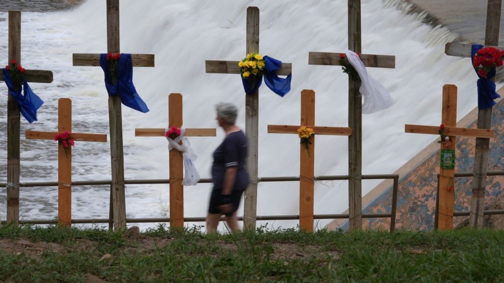 Sturzfluten in den USA: Medien: Rund 130 Tote nach US-Sturzfluten