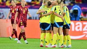 Fußball-EM: Von Schweden vorgeführt: DFB-Team verpasst Gruppensieg