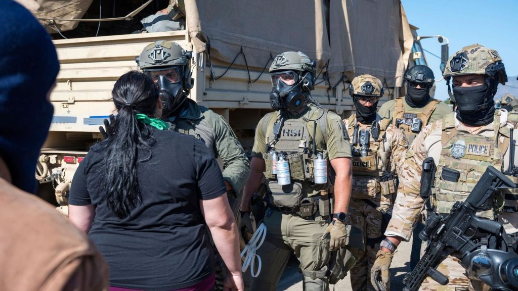 Migrationspolitik: Gericht: Taktik bei Trump-Razzien gegen Migranten unzulässig