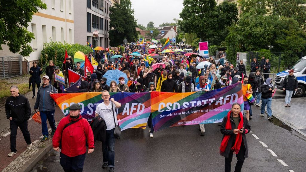 Christopher Street Day: Polizei begleitet CSDs - Keine Störungen durch Gegendemo