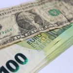 Schwache US-Währung: Sinkender Dollar schlecht für Bayerns Industrie