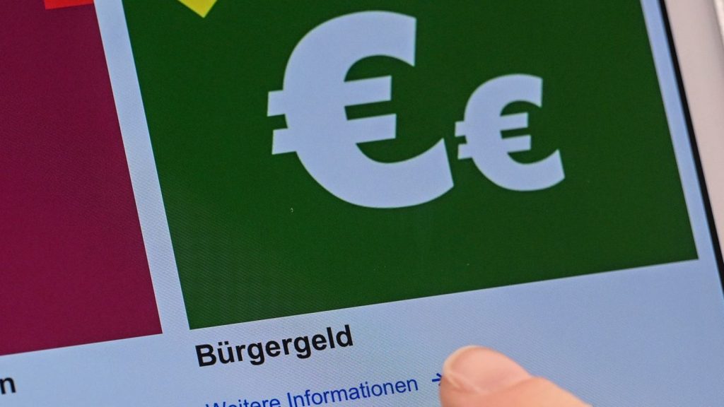 Bürgergeld: Breite Kritik an Merz' Bürgergeld-Sparplan