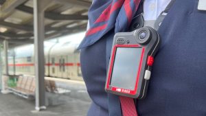 Bahn: Zugpersonal teilweise mit Bodycams unterwegs