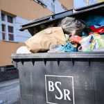 Falschparker: Falschparker bremsen Müllabfuhr immer wieder aus