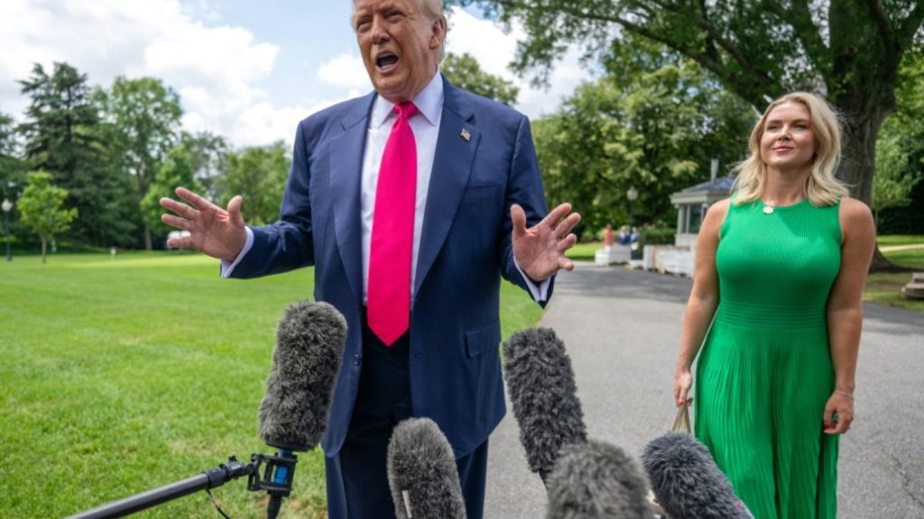 Presse: Trump könnte Albert Einstein in "Heldengarten" verewigen