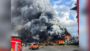 Tomorrowland-Festival in Belgien: Hauptbühne geht komplett in Flammen auf