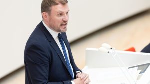 Landtagssitzung: Minister: Chancen für Wirtschaft - AfD gegen Energiewende