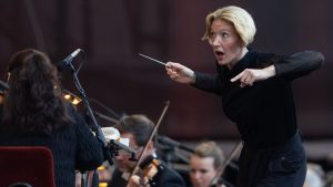 Gendarmenmarkt: Mallwitz dirigiert zum Auftakt des Classic Open Air