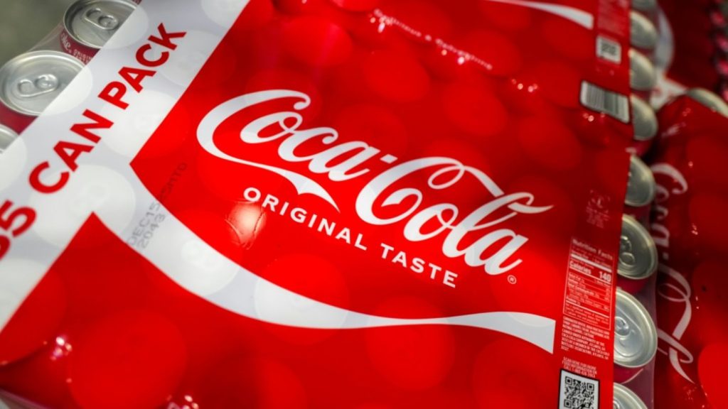 Trump: Coca-Cola ersetzt Maissirup in Getränken durch "echten Zucker"
